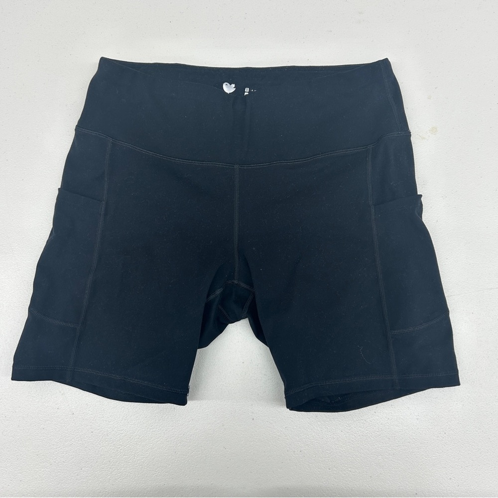 Iuga Black Bike Shorts with Stretchy Fit